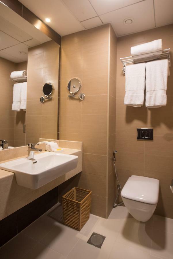 Fantastay - Luxury Studio Sparkle Tower Dubai Marina Экстерьер фото